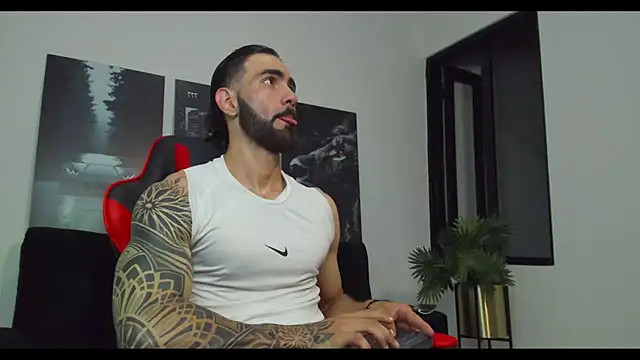 Snapshot of Austin_bolt chatting on 30, 1, 2025 Austin bolt online show from 30, 1, 2025