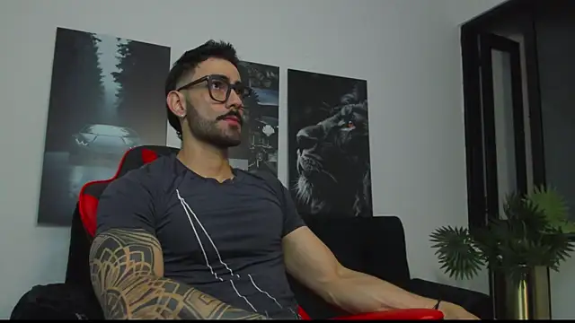 Snapshot of Austin_bolt chatting on 6, 2, 2025 Austin bolt online show from 6, 2, 2025