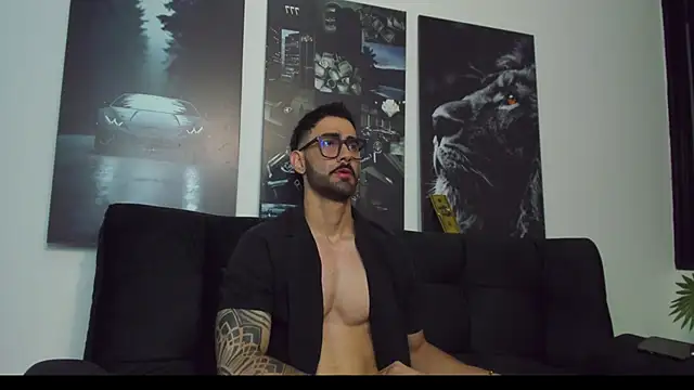 Snapshot of Austin_bolt chatting on 7, 2, 2025 Austin bolt online show from 7, 2, 2025