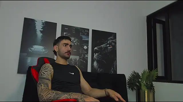 Snapshot of Austin_bolt chatting on 13, 2, 2025 Austin bolt online show from 13, 2, 2025