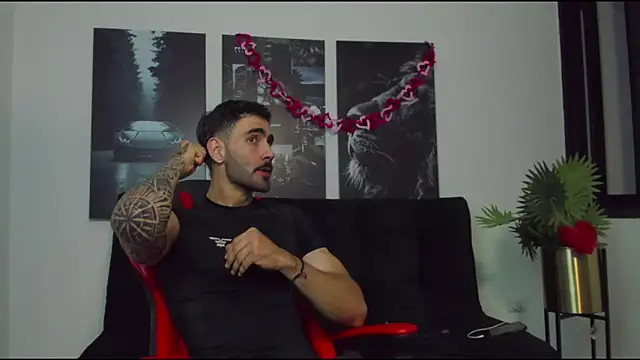 Snapshot of Austin_bolt chatting on 15, 2, 2025 Austin bolt online show from 15, 2, 2025