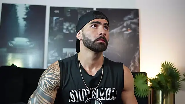 Snapshot of Austin_bolt chatting on 3, 10, 2025 Austin bolt online show from 3, 10, 2025