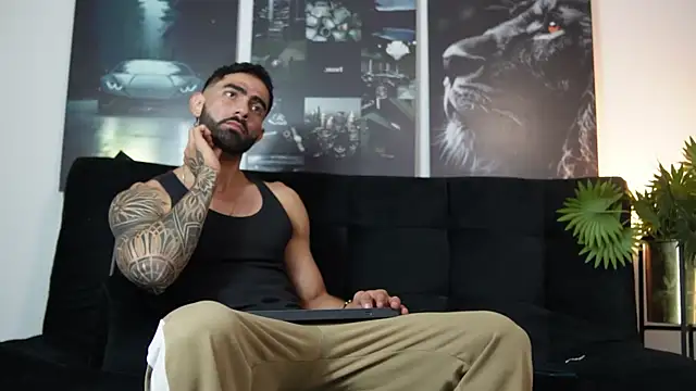 Snapshot of Austin_bolt chatting on 11, 10, 2025 Austin bolt online show from 11, 10, 2025