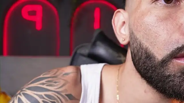 Snapshot of Austin_bolt chatting on 1, 11, 2025 Austin bolt online show from 1, 11, 2025