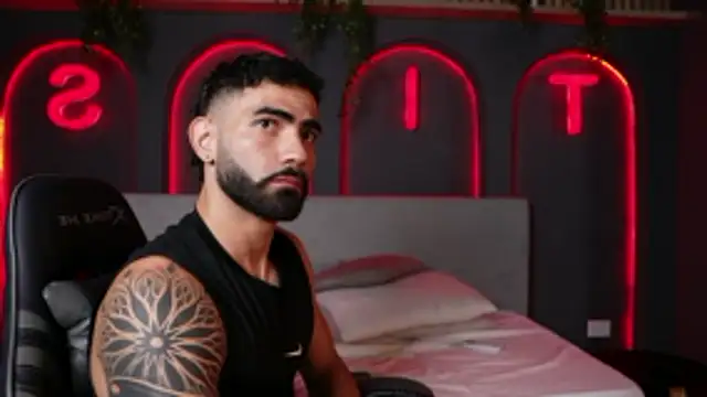 Snapshot of Austin_bolt chatting on 3, 11, 2025 Austin bolt online show from 3, 11, 2025