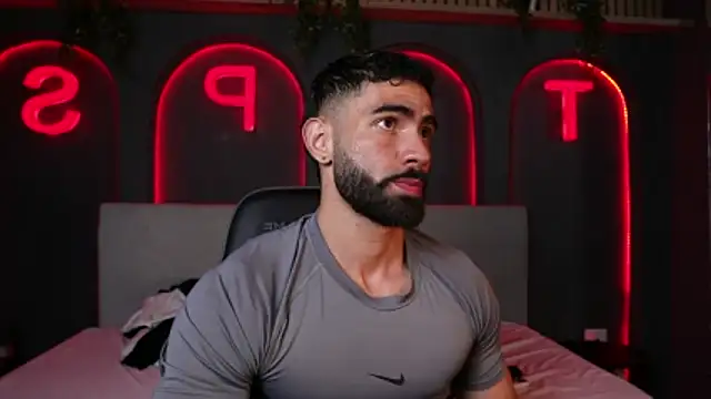 Snapshot of Austin_bolt chatting on 4, 11, 2025 Austin bolt online show from 4, 11, 2025