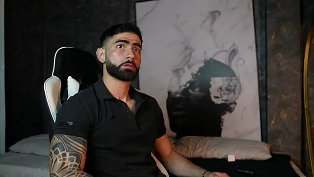 Snapshot of Austin_bolt chatting on 12, 11, 2025 Austin bolt online show from 12, 11, 2025