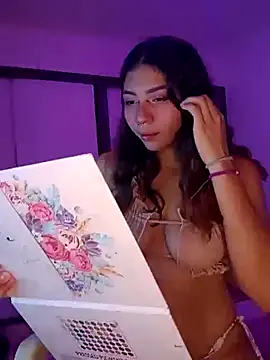 Carlacutte online show from 4, 2, 2025