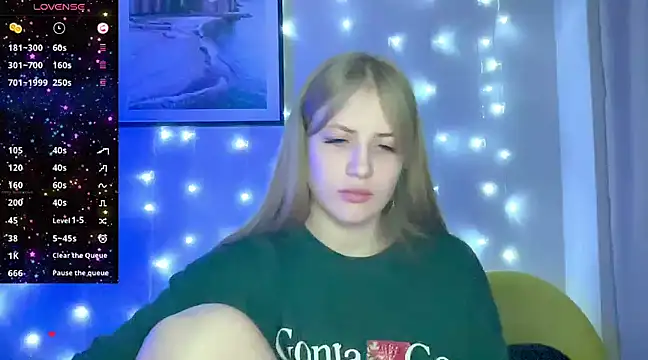 Snapshot of PureAlisMiracle chatting on 10, 1, 2025 PureAlisMiracle online show from 10, 1, 2025