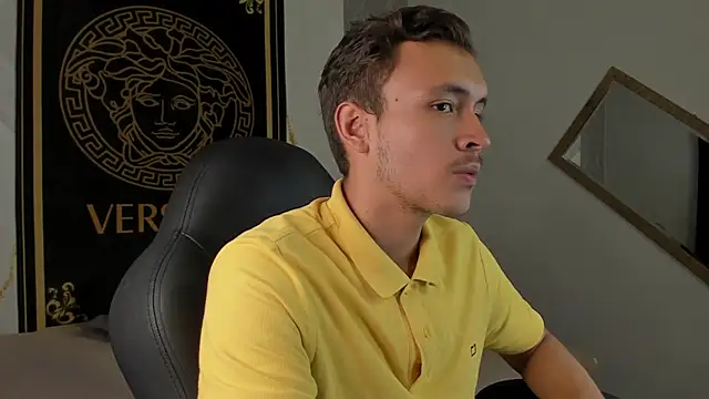 Snapshot of Desmon_Clark chatting on 11, 1, 2025 Desmon Clark online show from 11, 1, 2025