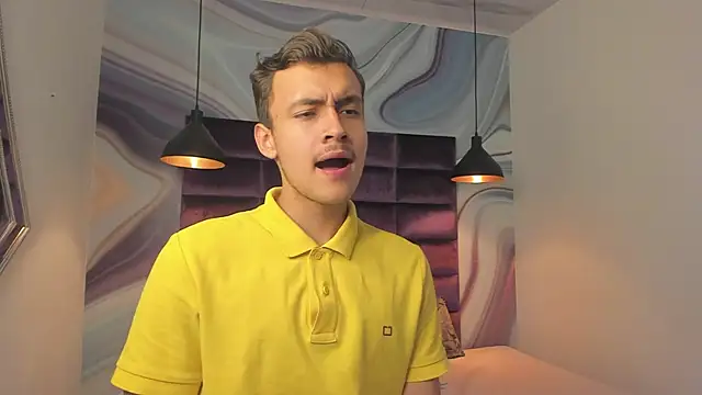 Snapshot of Desmon_Clark chatting on 11, 1, 2025 Desmon Clark online show from 11, 1, 2025