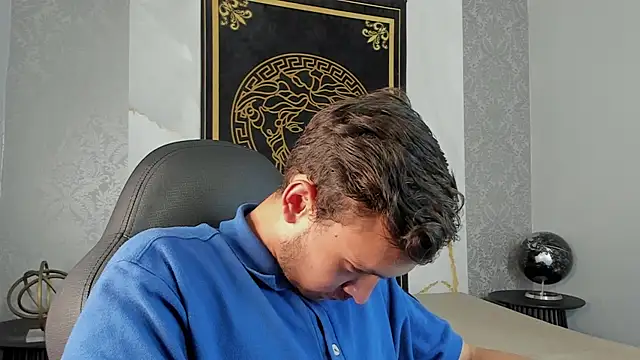 Snapshot of Desmon_Clark chatting on 21, 1, 2025 Desmon Clark online show from 21, 1, 2025