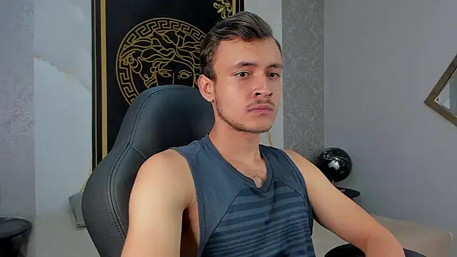 Snapshot of Desmon_Clark chatting on 24, 1, 2025 Desmon Clark online show from 24, 1, 2025