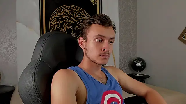 Snapshot of Desmon_Clark chatting on 28, 1, 2025 Desmon Clark online show from 28, 1, 2025