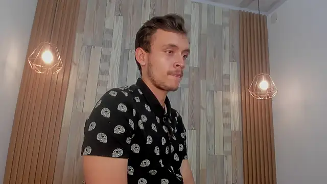 Snapshot of Desmon_Clark chatting on 30, 1, 2025 Desmon Clark online show from 30, 1, 2025