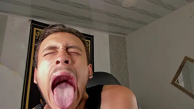 Snapshot of Desmon_Clark chatting on 31, 1, 2025 Desmon Clark online show from 31, 1, 2025