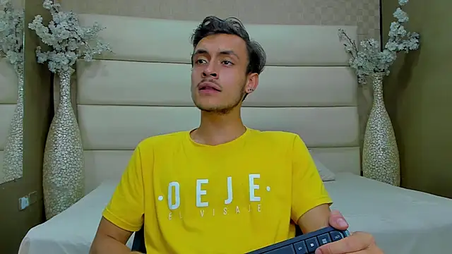 Desmon Clark online show from 8, 2, 2025