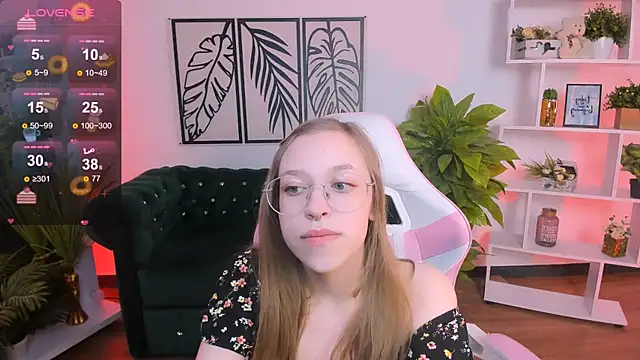 LayriantaVee online show from 22, 2, 2025