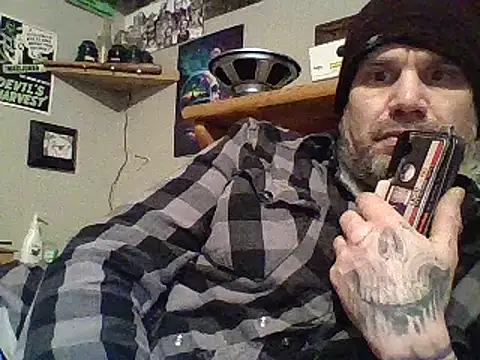 clitstitsandbongrips online show from 4, 2, 2025