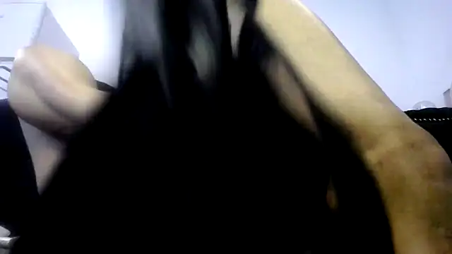 Niquitasparkles online show from 7, 2, 2025