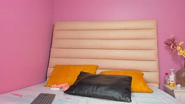 ZaritaLenon online show from 10, 9, 2025