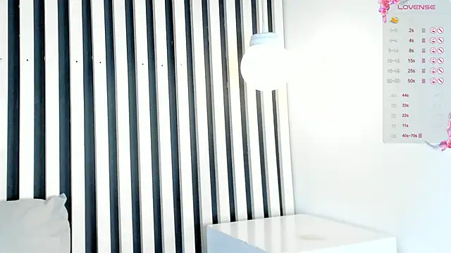 Snapshot of shysweets chatting on 19, 12, 2024 shysweets online show from 19, 12, 2024