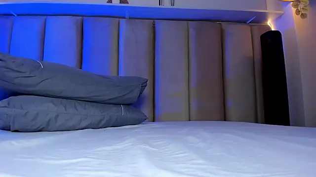 Snapshot of shysweets chatting on 2, 10, 2025 shysweets online show from 2, 10, 2025