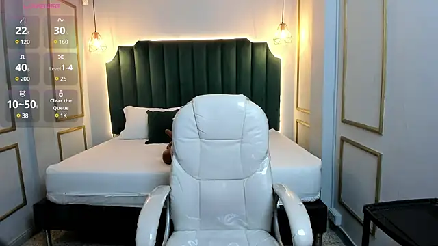 HannaPaola online show from 14, 1, 2025