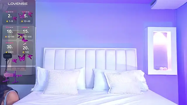 HannaPaola online show from 6, 10, 2025