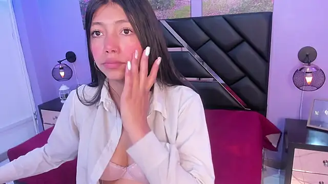 KimberlyVillaLobos online show from 21, 3, 2025