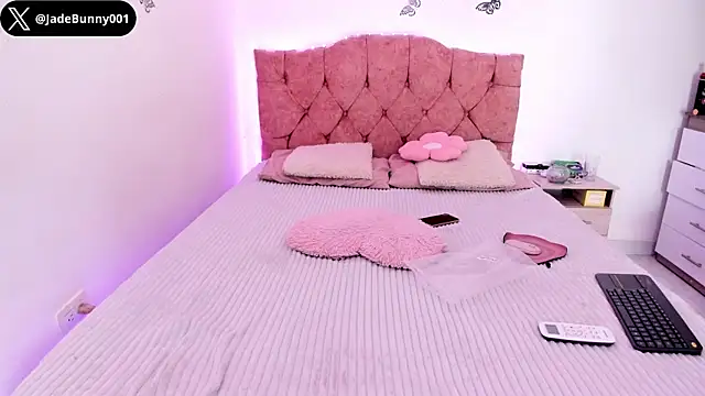 jade dakota   online show from 2, 10, 2025