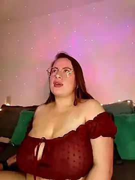 Snapshot of soofy__ chatting on 20, 10, 2025 soofy online show from 20, 10, 2025