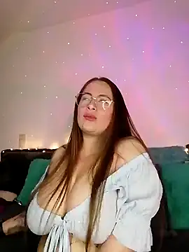 Snapshot of soofy__ chatting on 11, 11, 2025 soofy online show from 11, 11, 2025