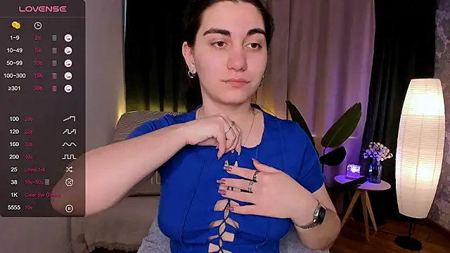 hannacheekss  online show from 19, 2, 2025