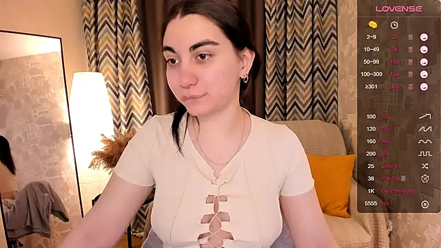 hannacheekss  online show from 18, 3, 2025