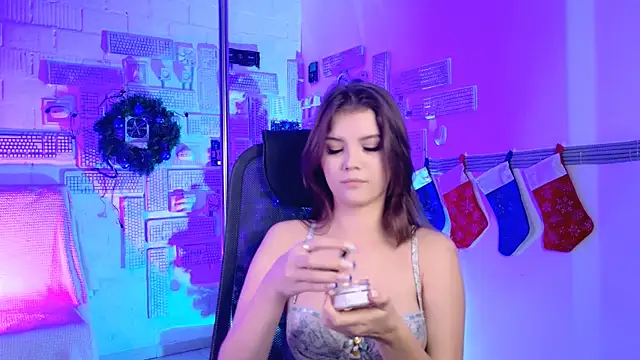 Snapshot of EvaThopson chatting on 19, 12, 2025 EvaThopson online show from 19, 12, 2025