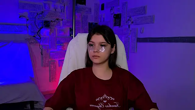 EvaThopson online show from 15, 2, 2026