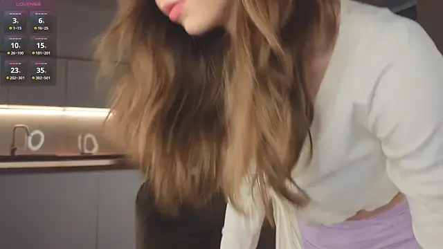 Snapshot of KellyAdderiy chatting on 17, 2, 2026 KellyAdderiy online show from 17, 2, 2026