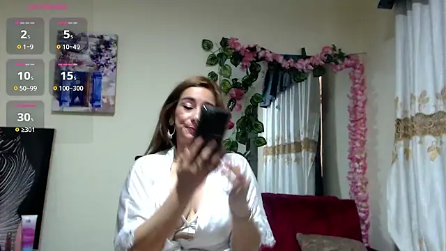 Snapshot of Madam_dali chatting on 6, 1, 2025 Madam dali online show from 6, 1, 2025