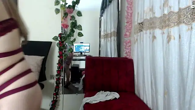 Snapshot of Madam_dali chatting on 5, 2, 2025 Madam dali online show from 5, 2, 2025