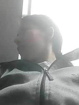 Snapshot of Tefannyy_ chatting on 6, 12, 2024 Tefannyy online show from 6, 12, 2024