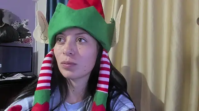 Snapshot of Tefannyy_ chatting on 27, 12, 2024 Tefannyy online show from 27, 12, 2024