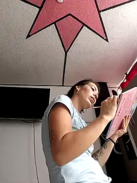 Snapshot of Tefannyy_ chatting on 12, 2, 2025 Tefannyy online show from 12, 2, 2025