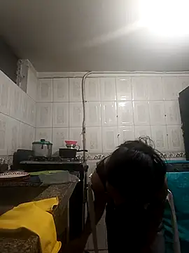 Snapshot of Tefannyy_ chatting on 28, 2, 2025 Tefannyy online show from 28, 2, 2025