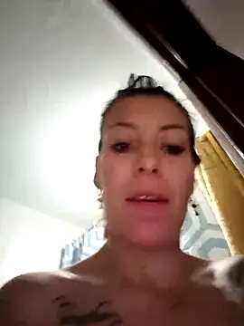 Snapshot of Tefannyy_ chatting on 13, 3, 2025 Tefannyy online show from 13, 3, 2025