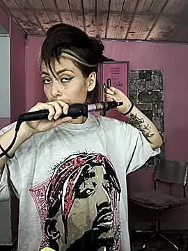 Snapshot of Tefannyy_ chatting on 24, 9, 2025 Tefannyy online show from 24, 9, 2025