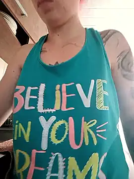 Snapshot of Tefannyy_ chatting on 15, 1, 2026 Tefannyy online show from 15, 1, 2026