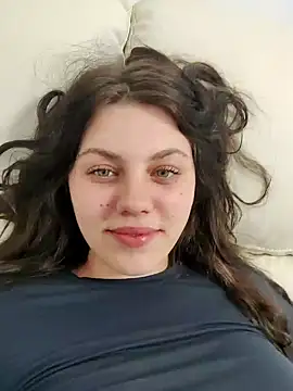 Snapshot of leeya_lee chatting on 11, 2, 2025 leeya lee online show from 11, 2, 2025