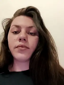 Snapshot of leeya_lee chatting on 15, 3, 2025 leeya lee online show from 15, 3, 2025