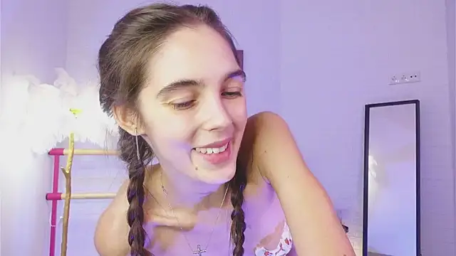 Snapshot of lylylovesyou chatting on 24, 12, 2024 lylylovesyou online show from 24, 12, 2024